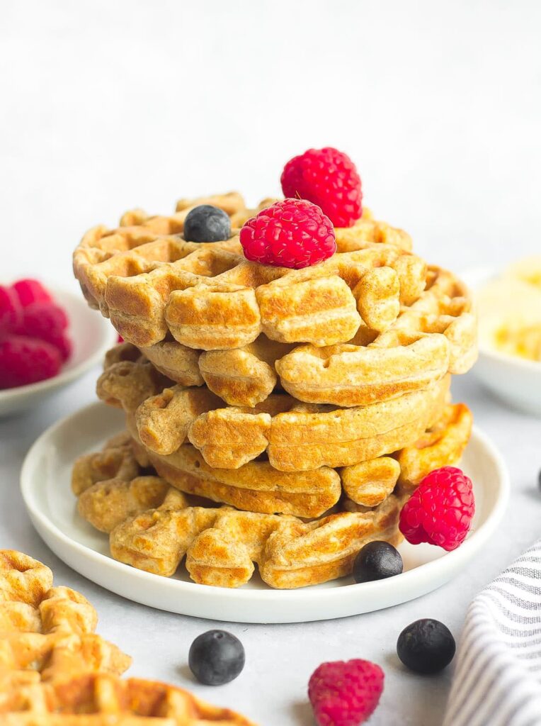 Low-Carb Keto Waffles Without Sugar