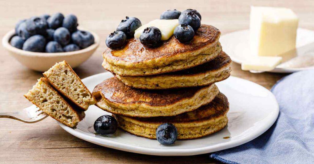 Fluffy Low-Carb Keto Pancakes